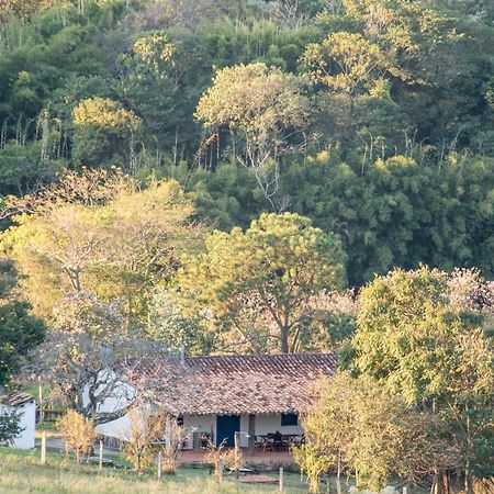 Hospedaria Fazenda Aguas Claras Lindoia Exterior photo